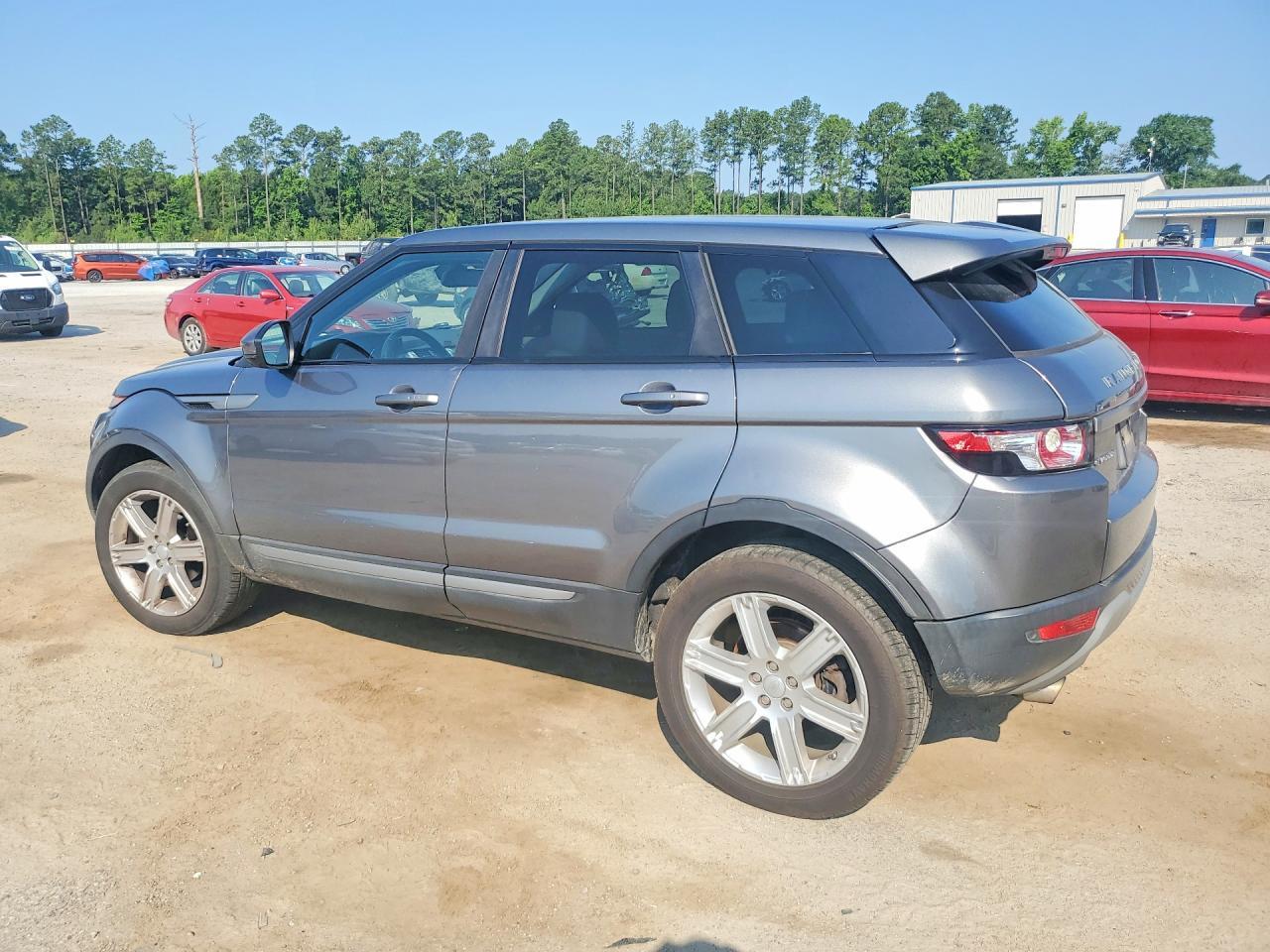 2015 Land Rover Range Rover Evoque Pure Plus - Image 2