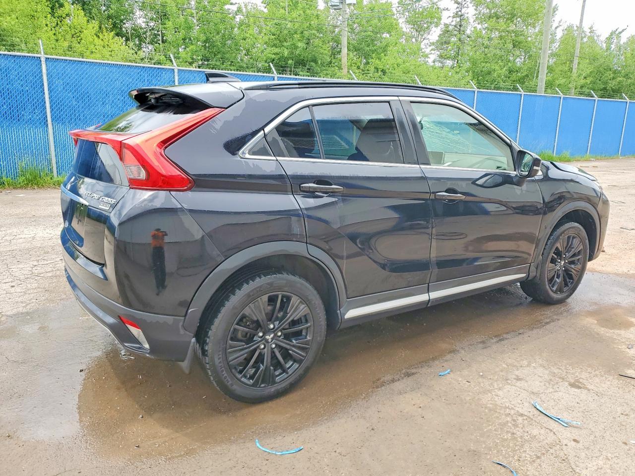 2019 Mitsubishi Eclipse Cross Le - Фото 3