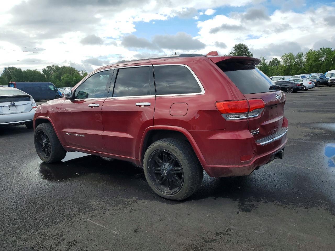 2014 Jeep Grand Cherokee Overland - Image 2