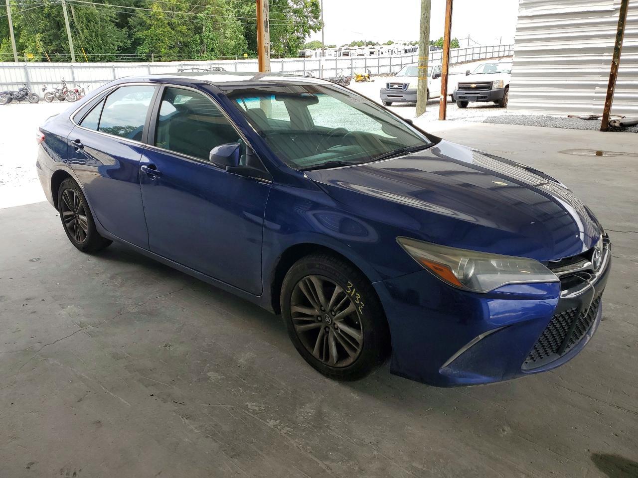 2016 Toyota Camry Se - Фото 4