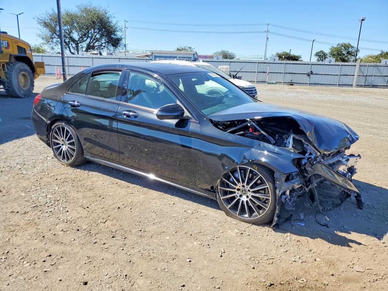 2021 Mercedes-Benz C 300 - Фото 4