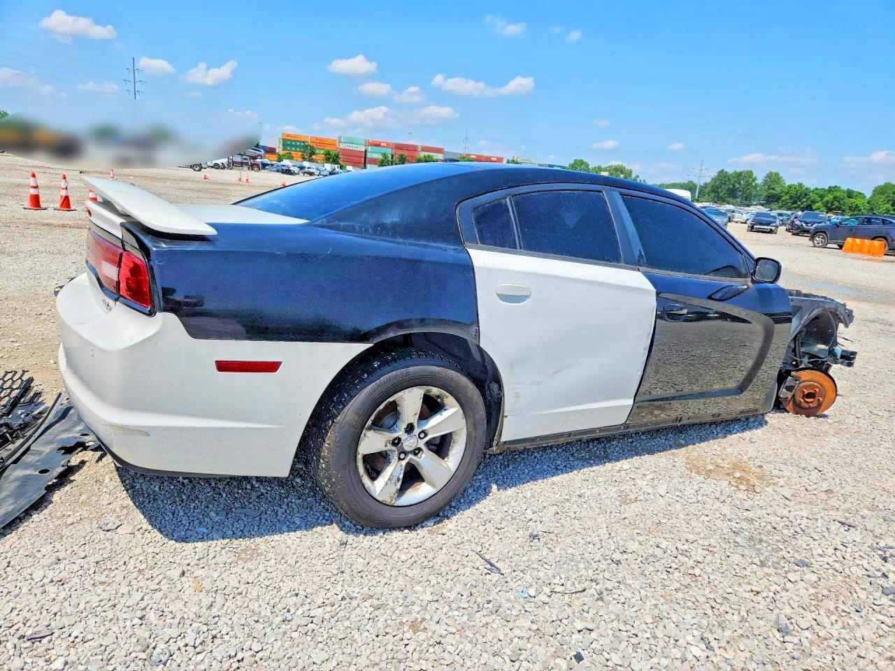 2012 Dodge Charger Se - Image 3