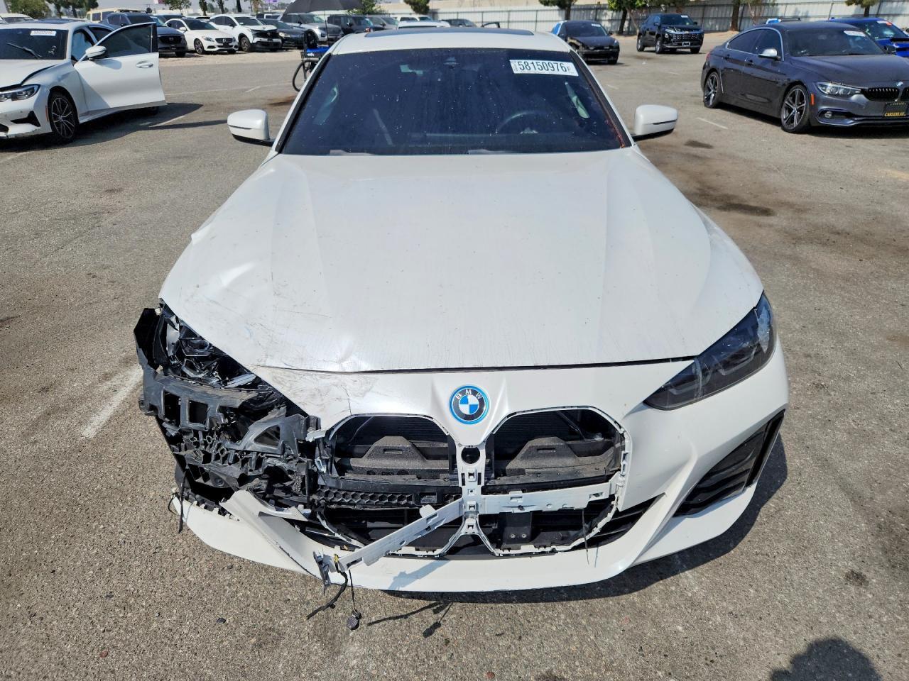 2022 BMW I4 Edrive 40 - Фото 5