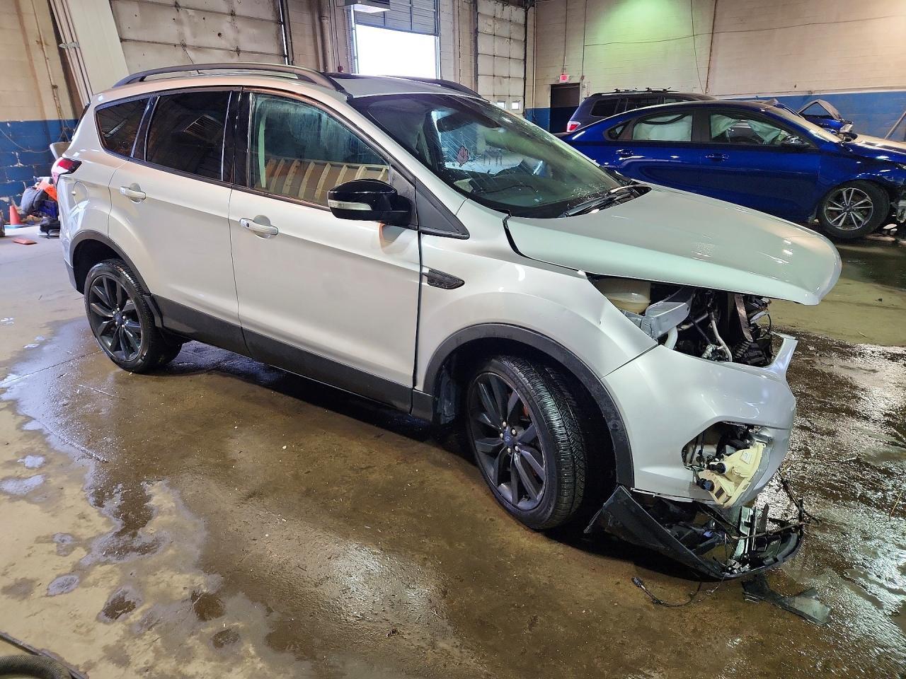 2019 Ford Escape Titanium - Фото 4