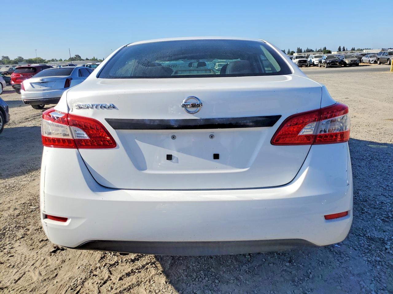 2015 Nissan Sentra S - Image 6