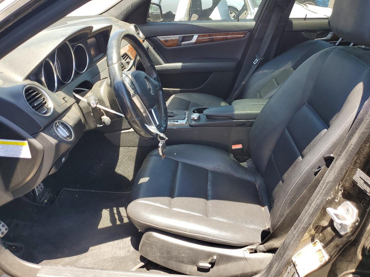 2014 Mercedes-Benz C 250 - Image 7