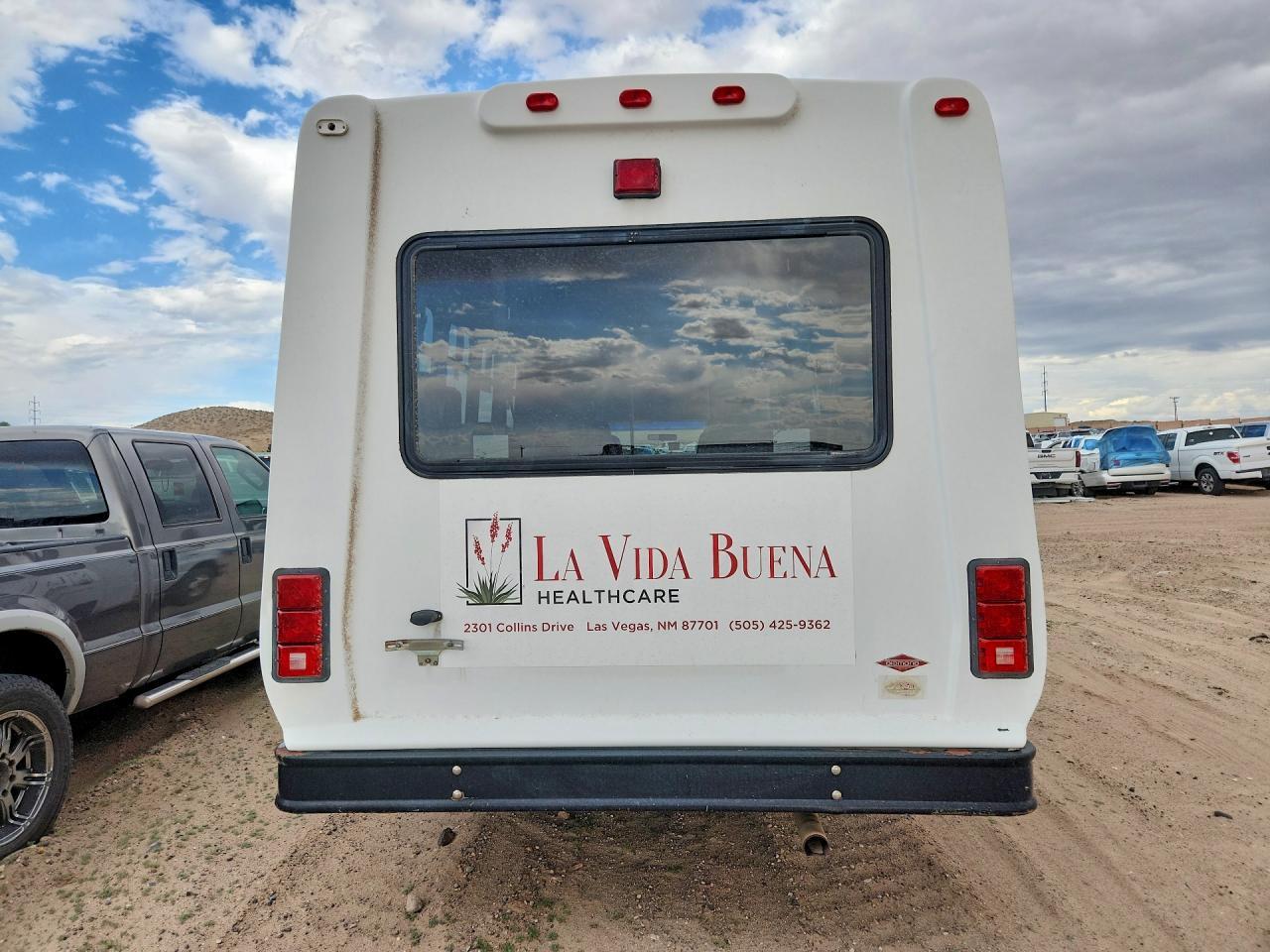 2008 Ford E350 Shuttle Bus - Фото 6