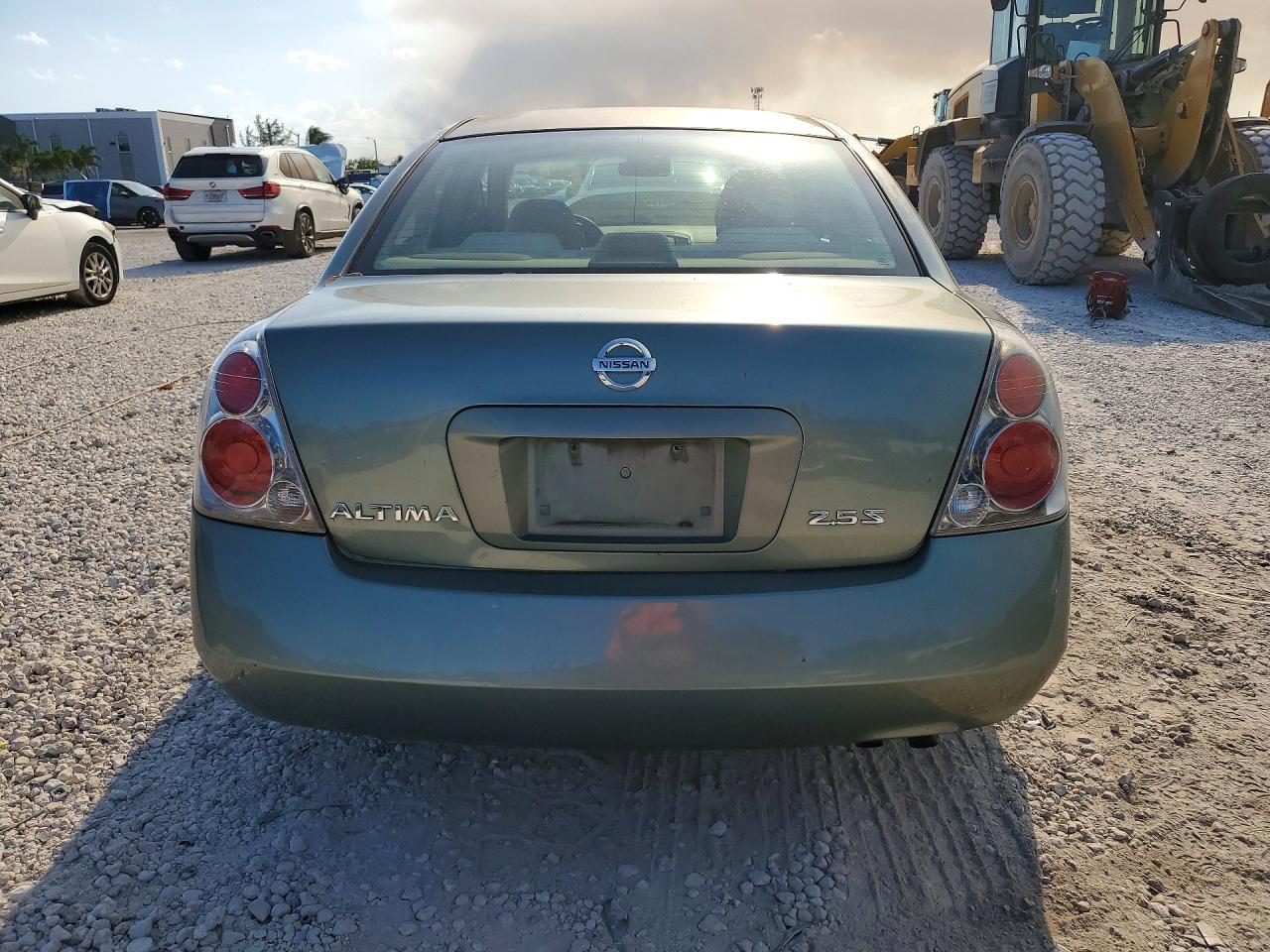 2005 Nissan Altima 2.5 - Фото 6