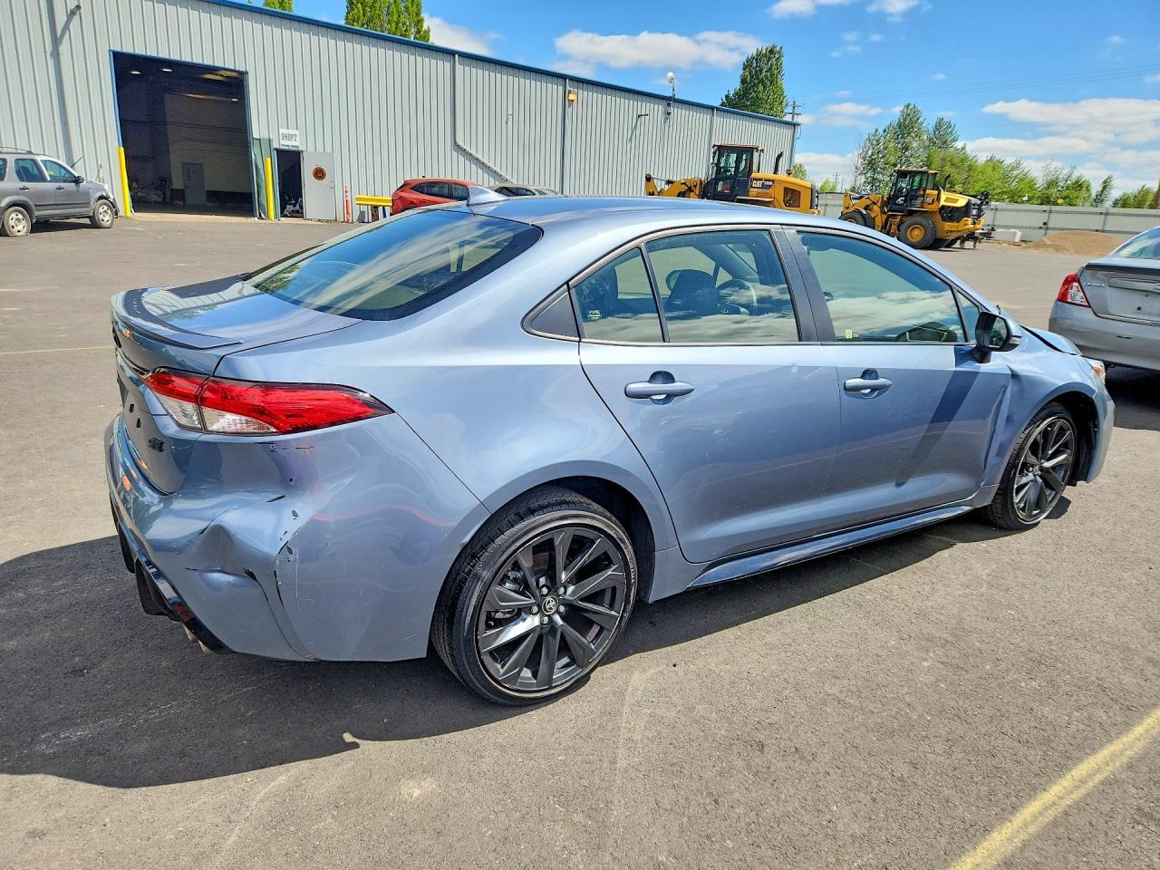 2023 Toyota Corolla Se - Фото 3
