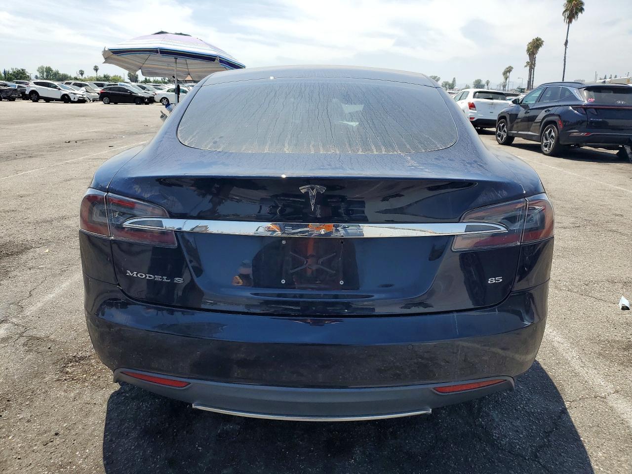 2015 Tesla Model S 85 - Image 6