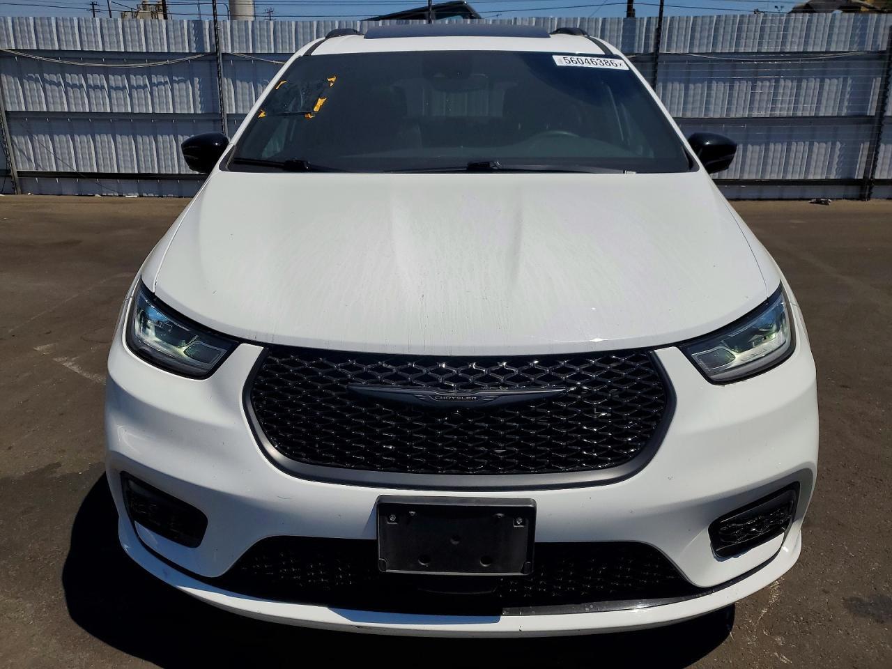 2023 Chrysler Pacifica Limited - Фото 5