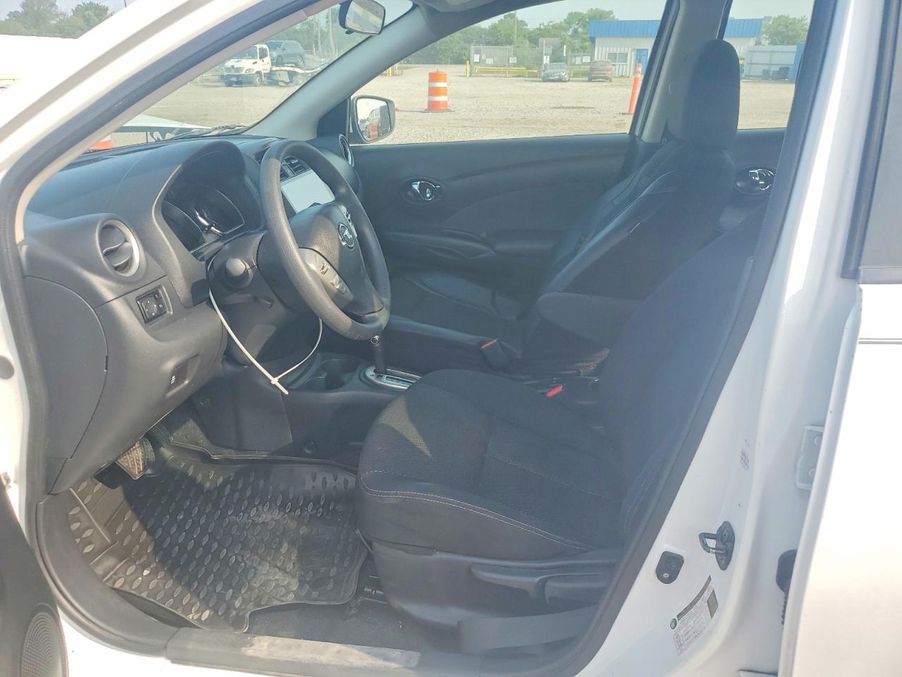2016 Nissan Versa 1.6 Sv - Image 7
