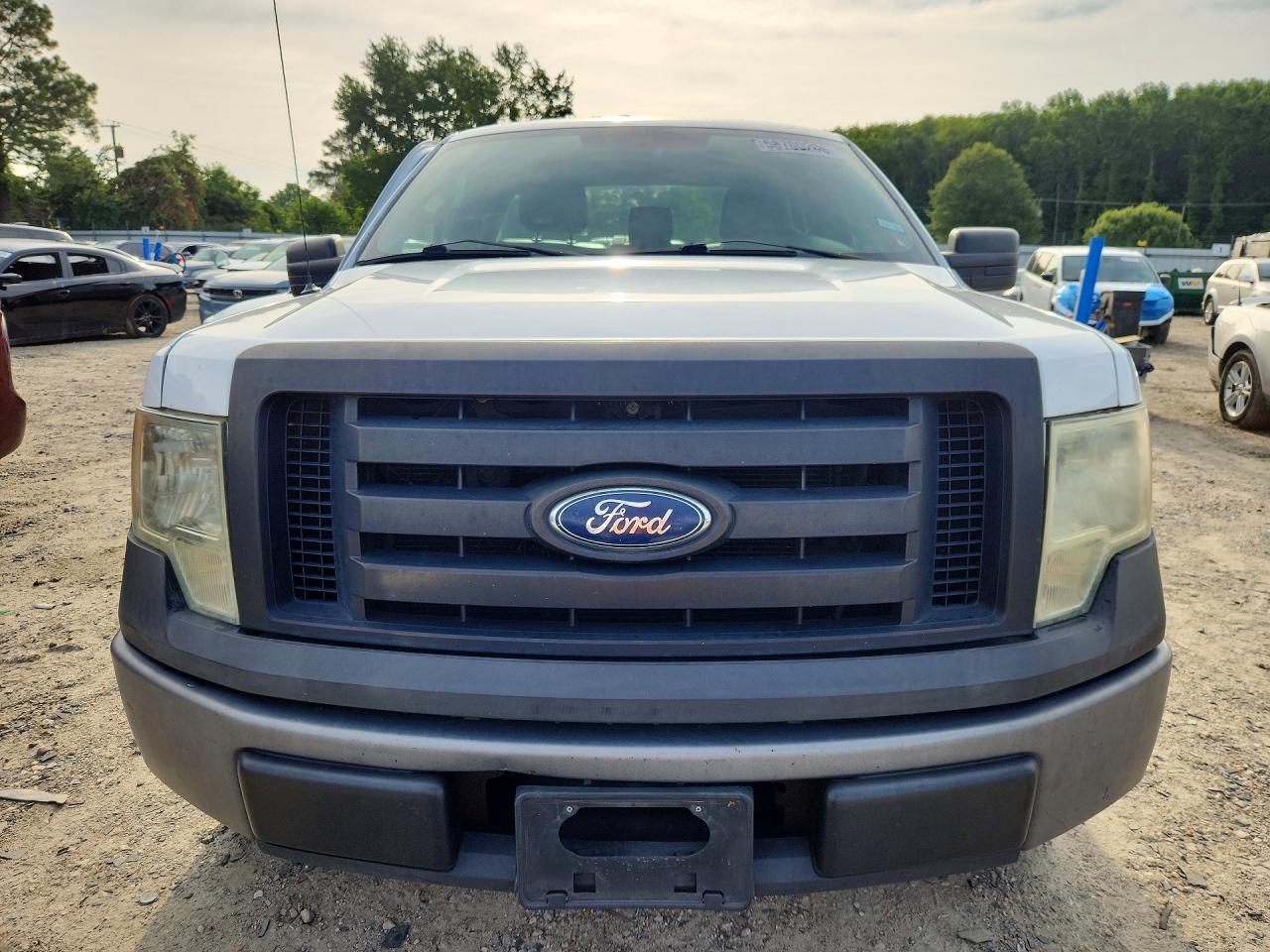 2011 Ford F150 - Фото 5