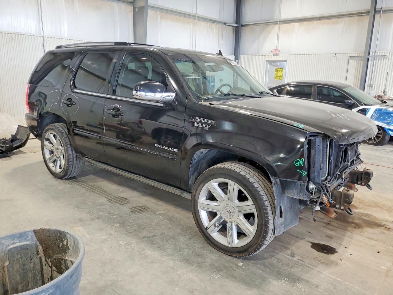 2012 Cadillac Escalade Premium - Image 4