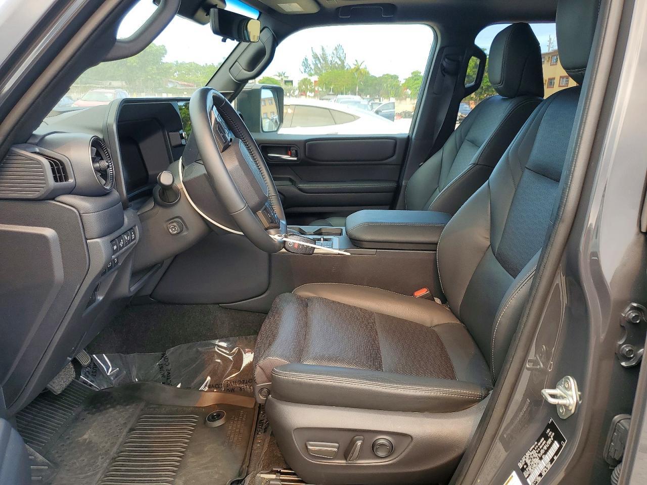 2025 Toyota Land Cruiser Base - Image 7
