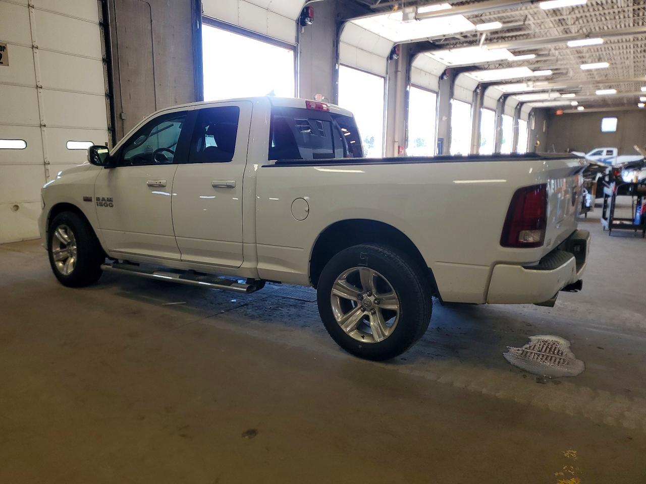 2017 Ram 1500 Sport - Фото 2