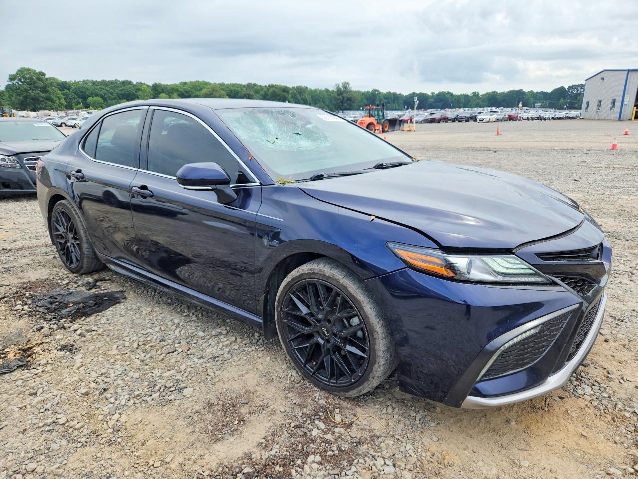 2022 Toyota Camry Xse - Image 4