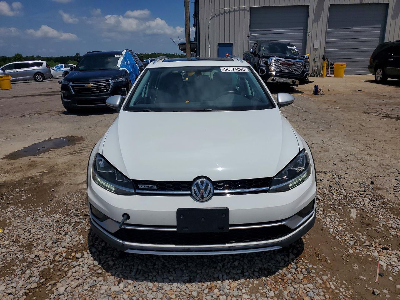 2019 Volkswagen Golf Alltrack S - Фото 5