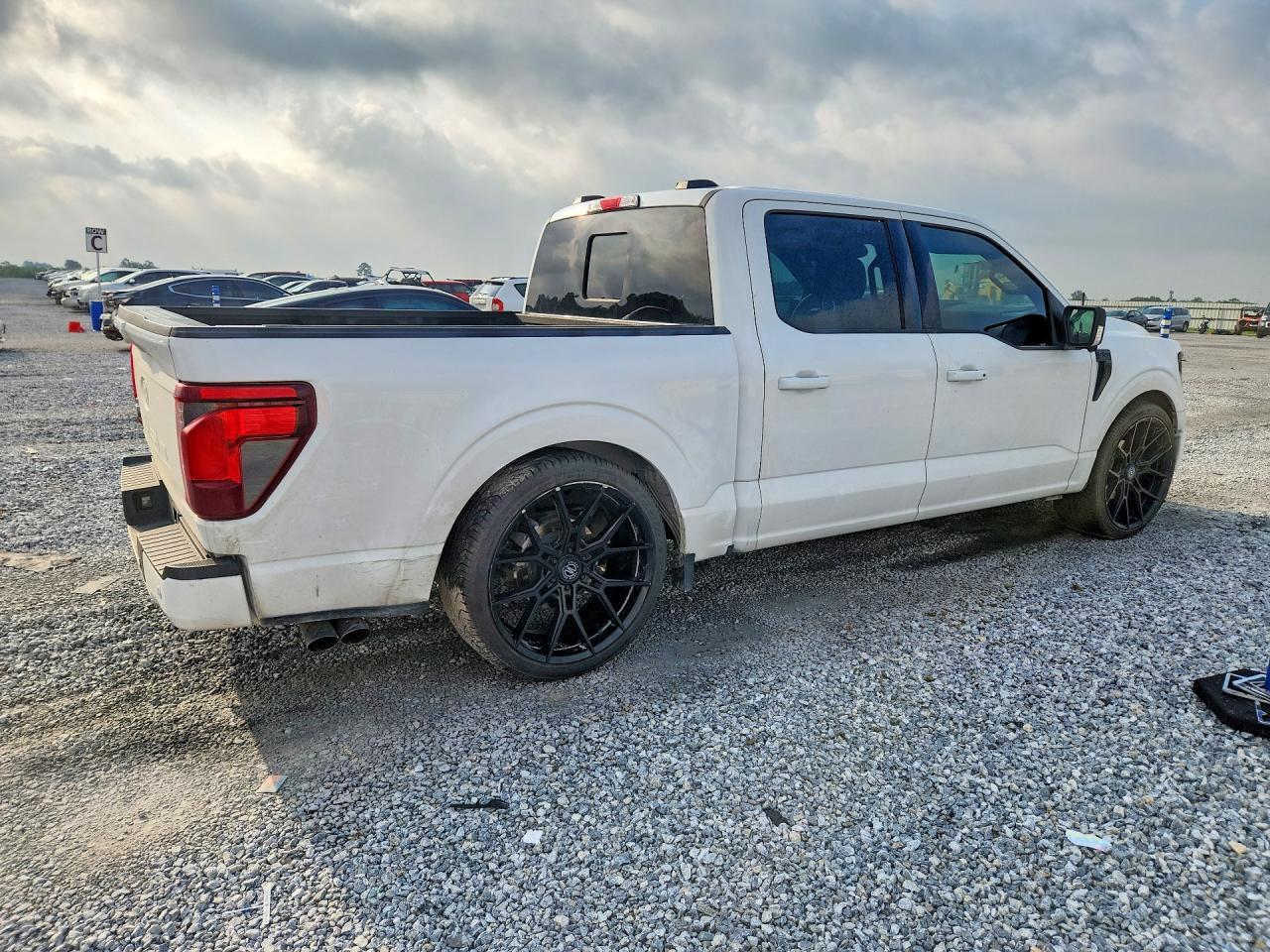 2025 Ford F150 Xlt - Фото 3