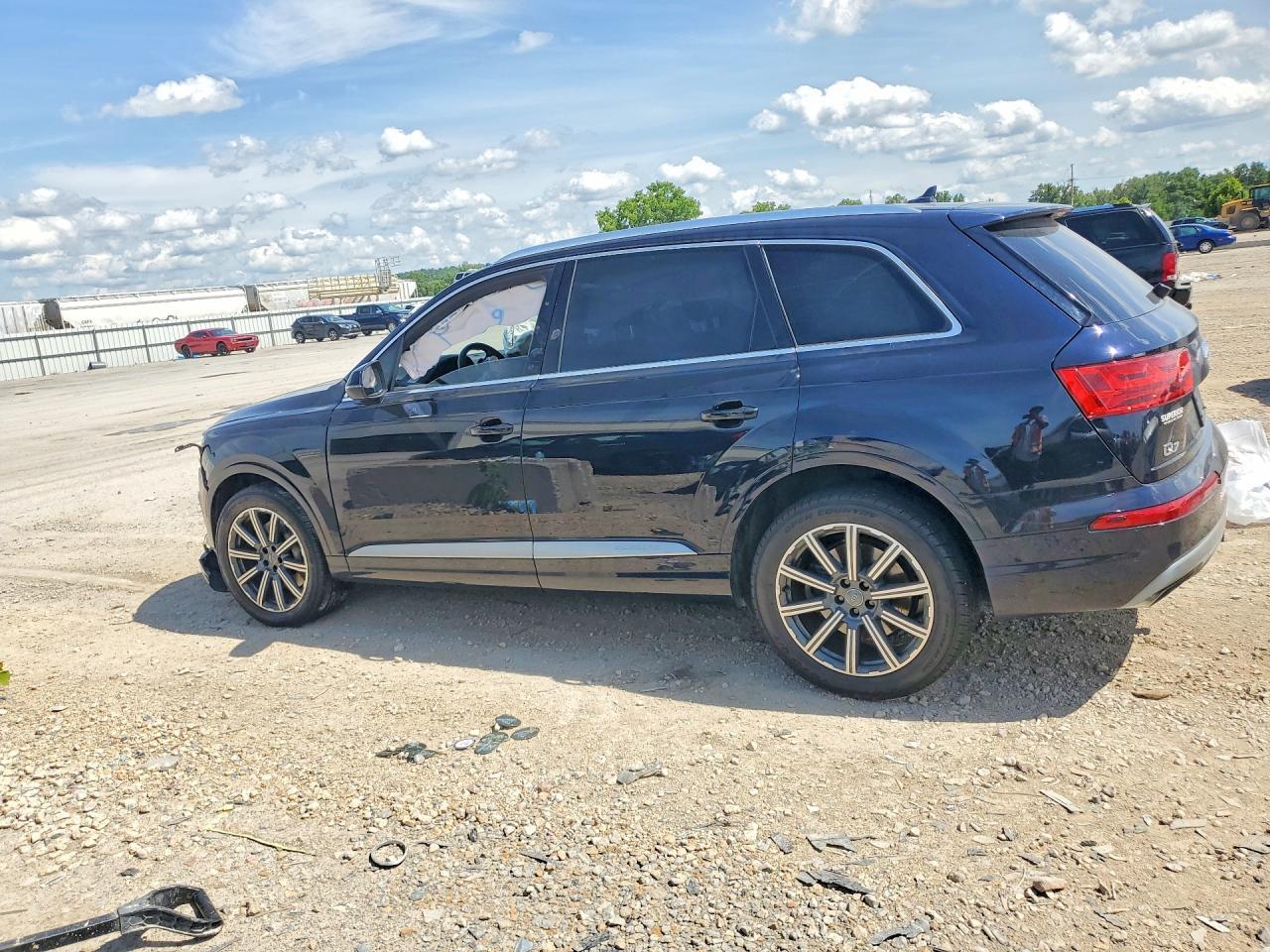 2018 Audi Q7 Premium Plus - Фото 2