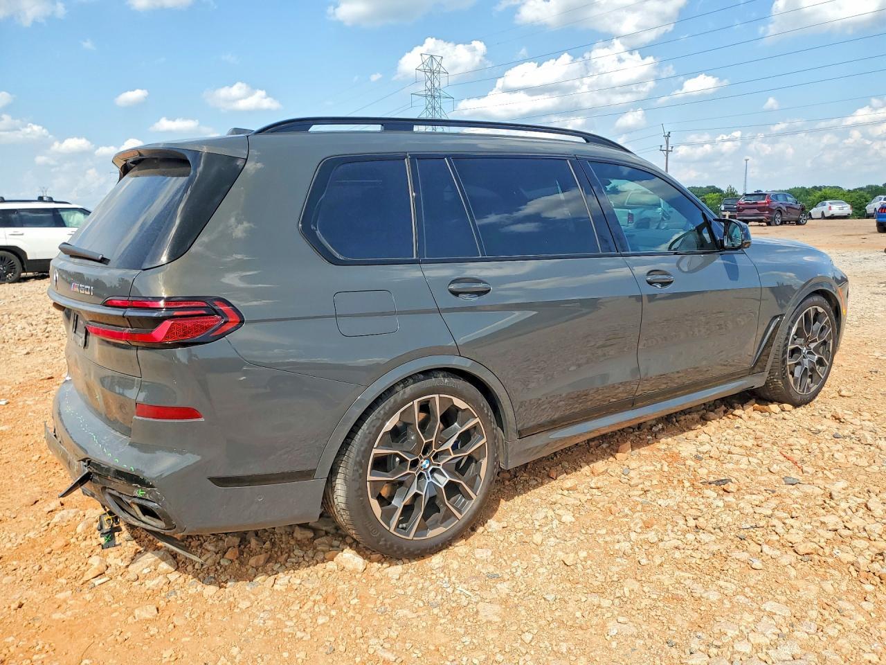 2024 BMW X7 M60I - Фото 3