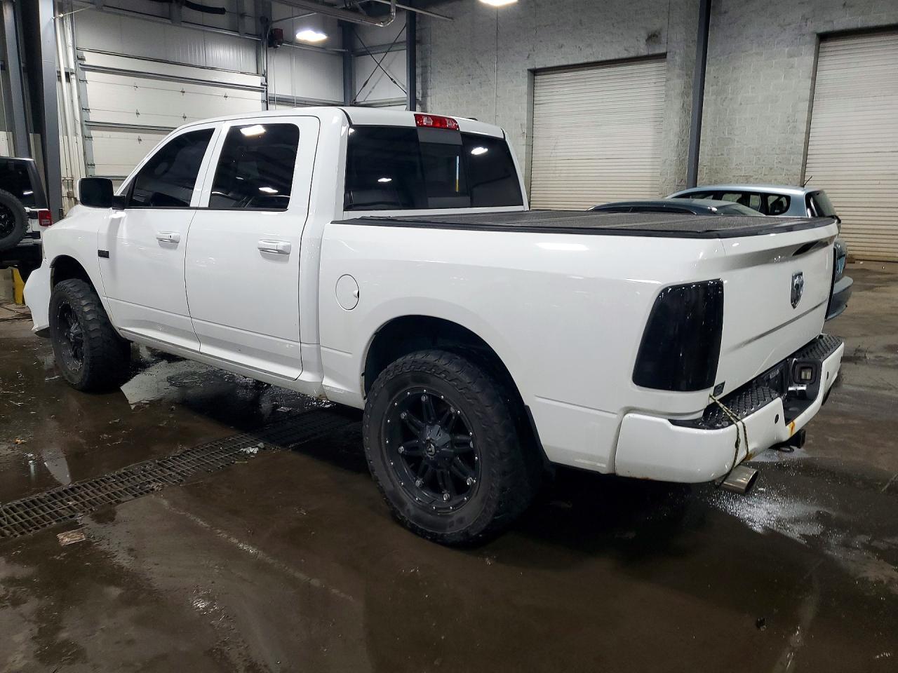 2012 Dodge Ram 1500 Sport - Фото 2