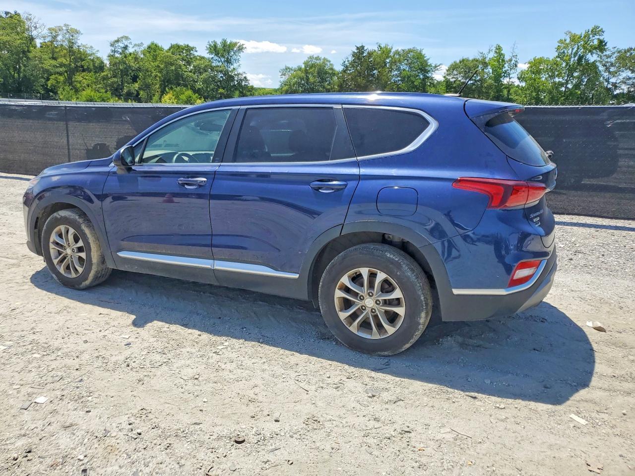 2019 Hyundai Santa Fe Se - Фото 2