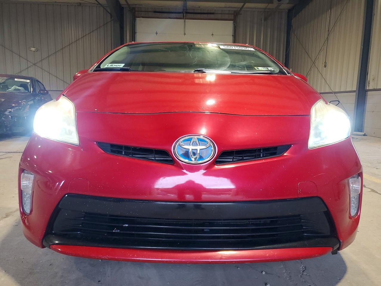 2013 Toyota Prius Three - Image 5