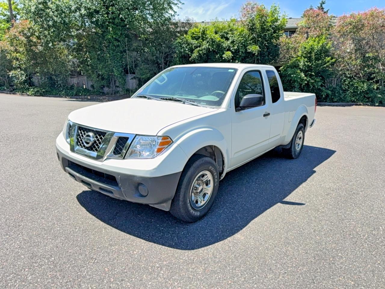 2017 Nissan Frontier S - Фото 2