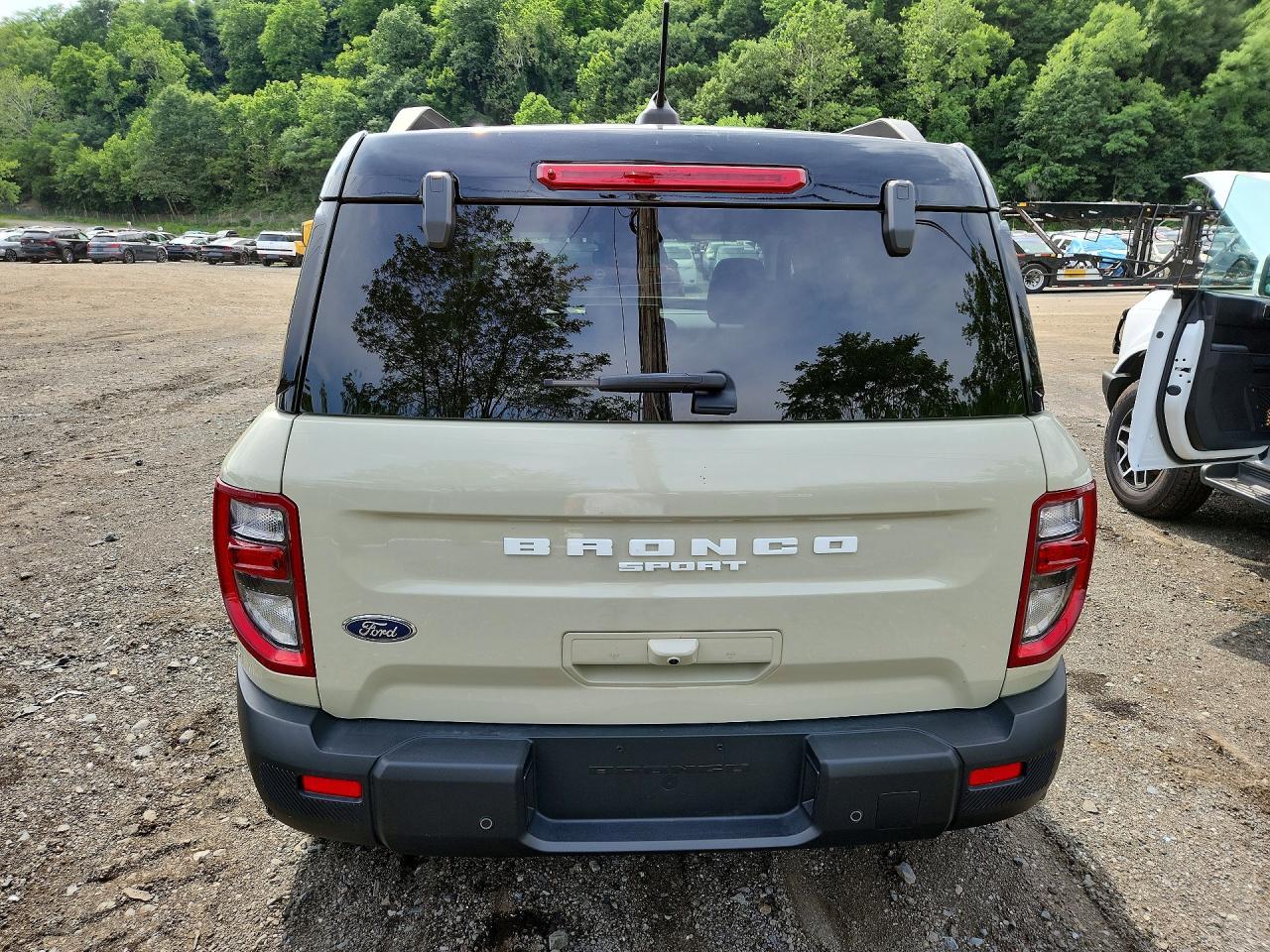 2025 Ford Bronco Sport Outer Banks - Фото 6