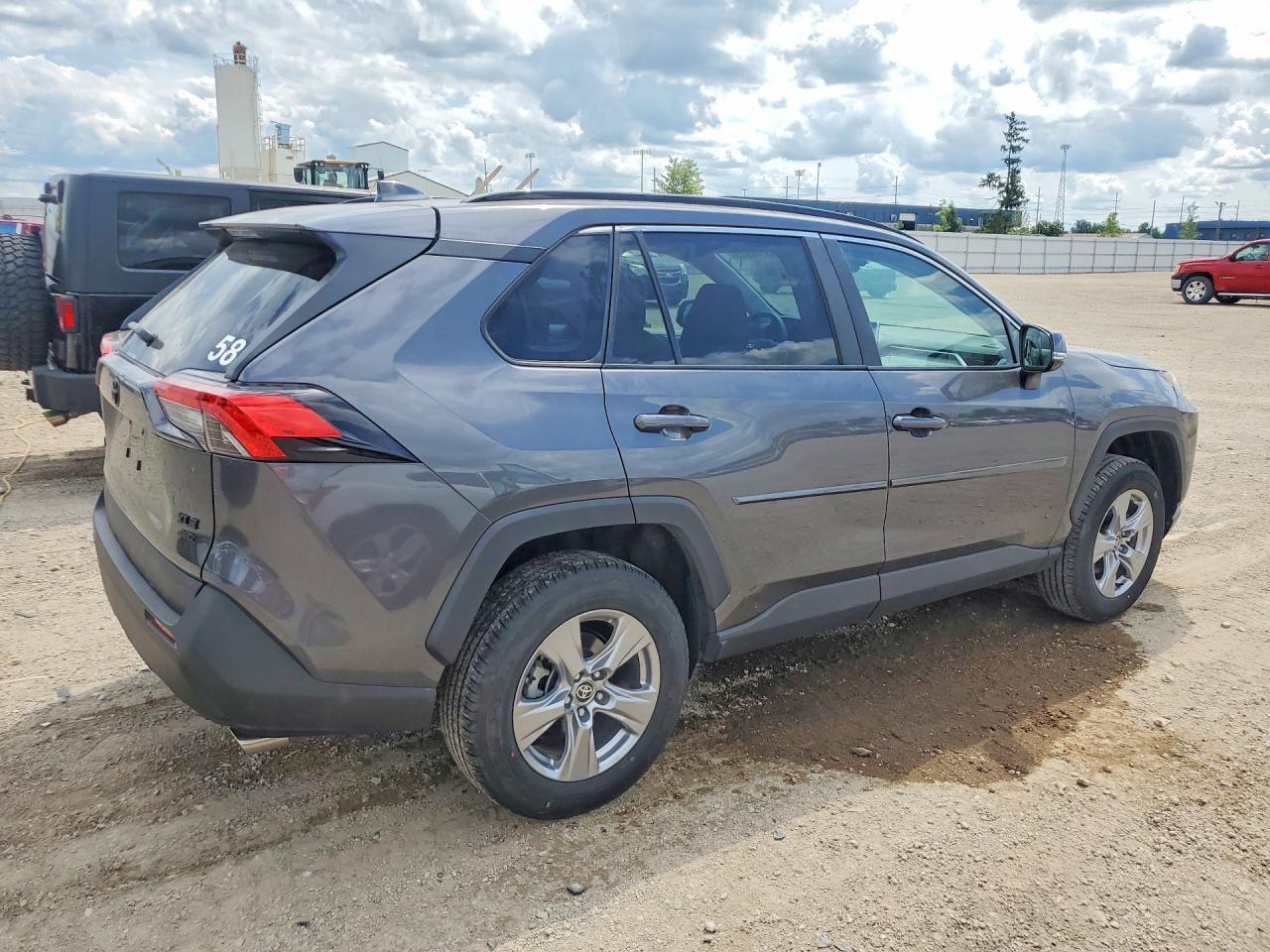 2025 Toyota Rav4 Xle - Фото 3