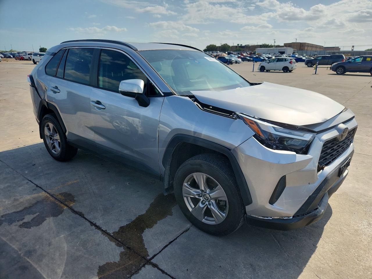 2022 Toyota Rav4 Xle - Image 4
