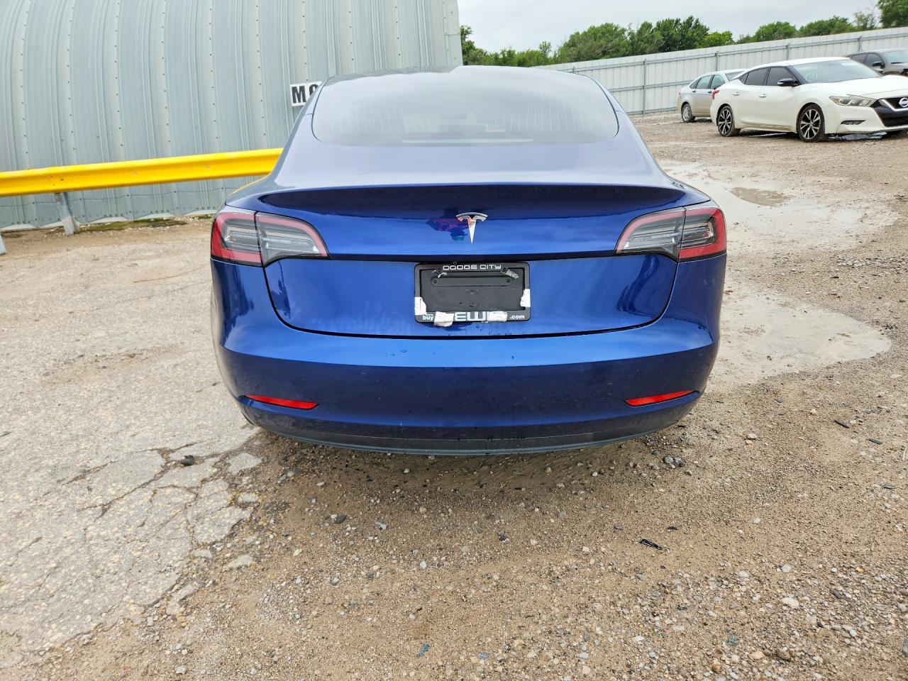 2019 Tesla Model 3 - Фото 6