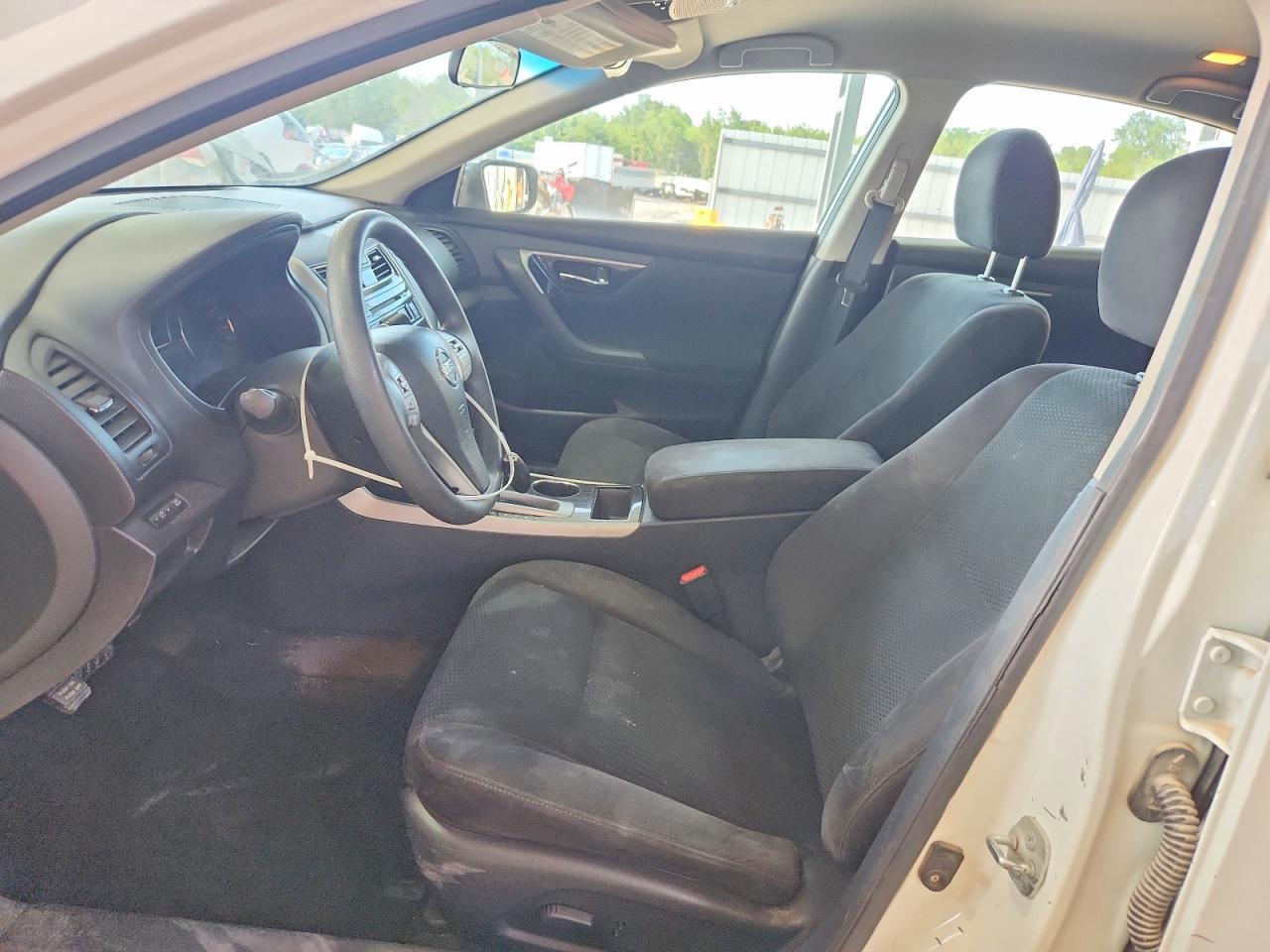 2014 Nissan Altima - Image 7