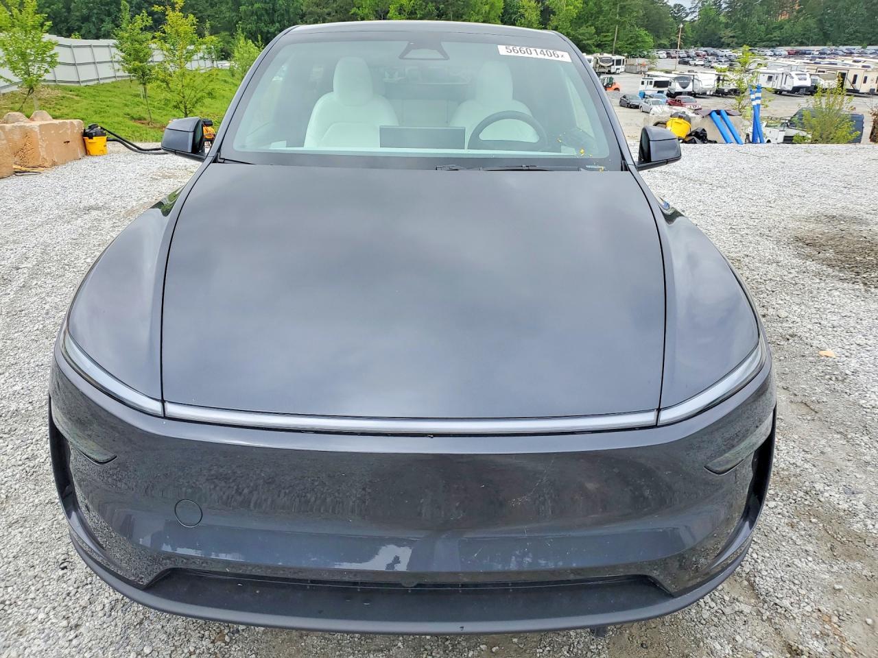 2026 Tesla Model Y - Фото 5