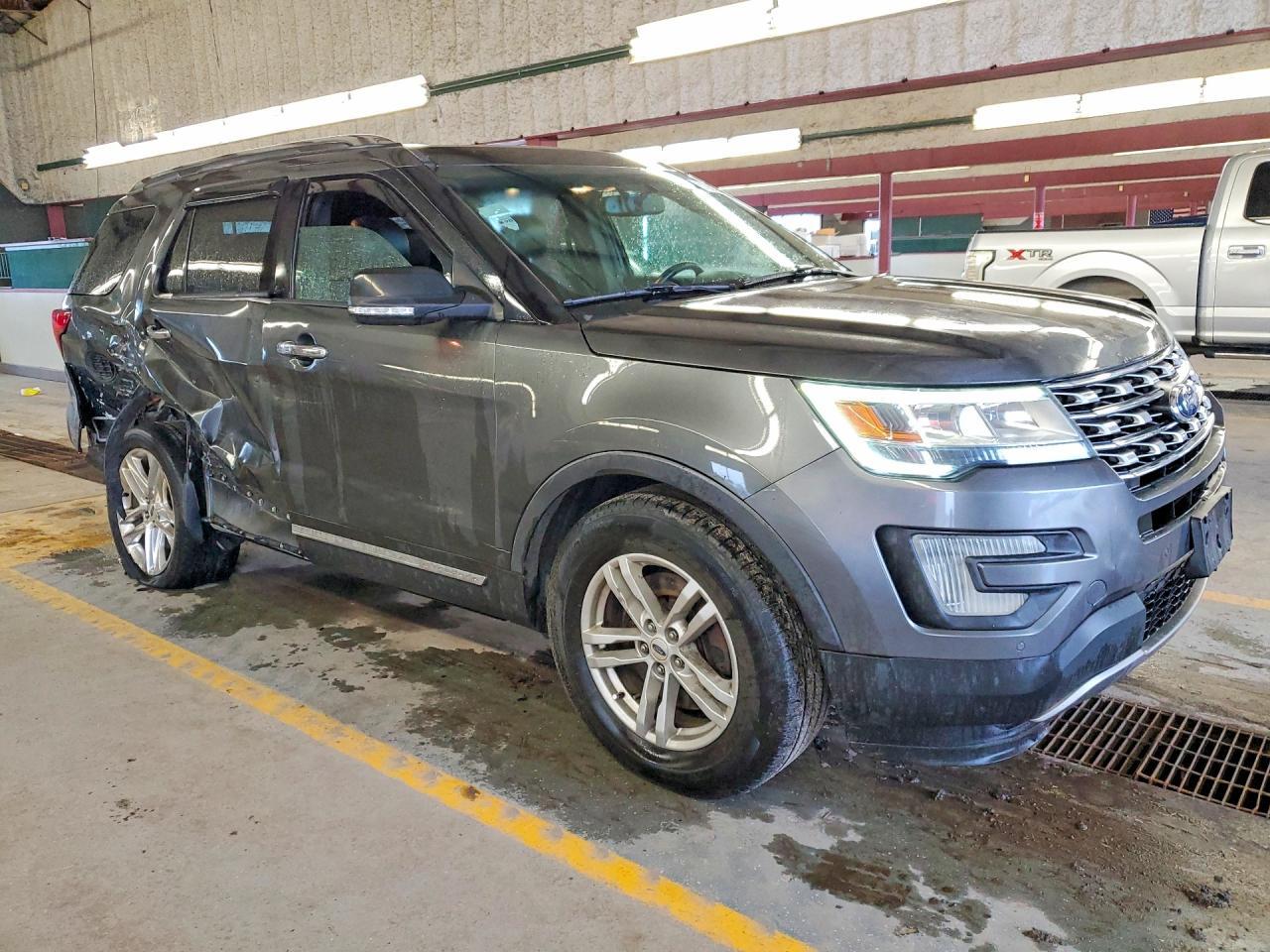 2017 Ford Explorer Limited - Фото 4