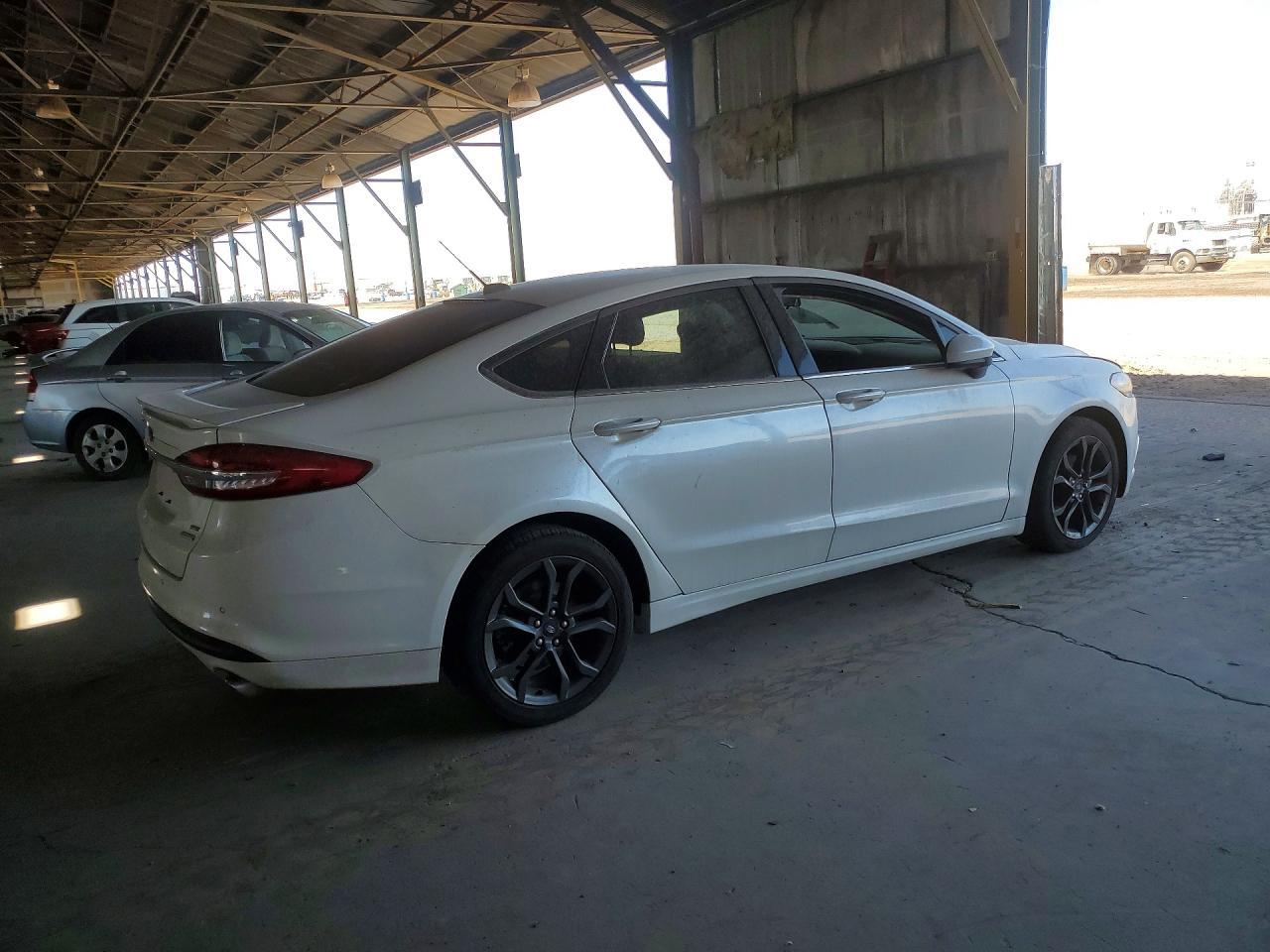 2018 Ford Fusion Se - Фото 3