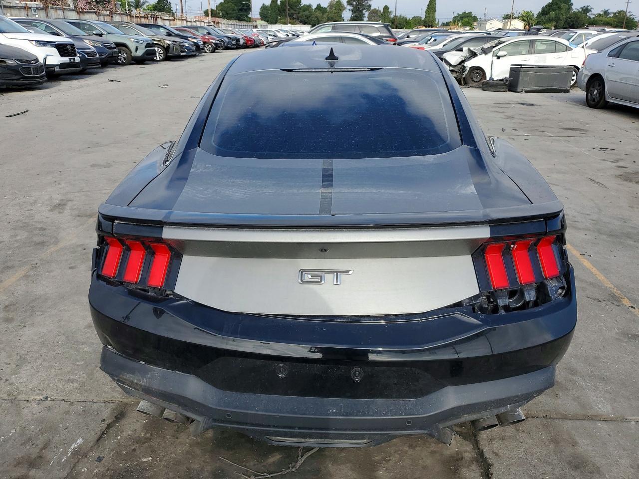 2024 Ford Mustang Gt - Фото 6