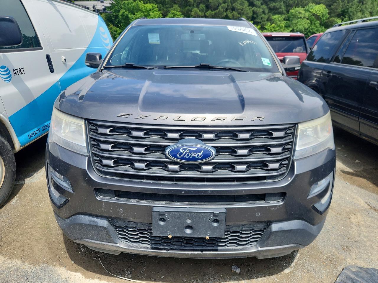 2017 Ford Explorer Xlt - Image 5