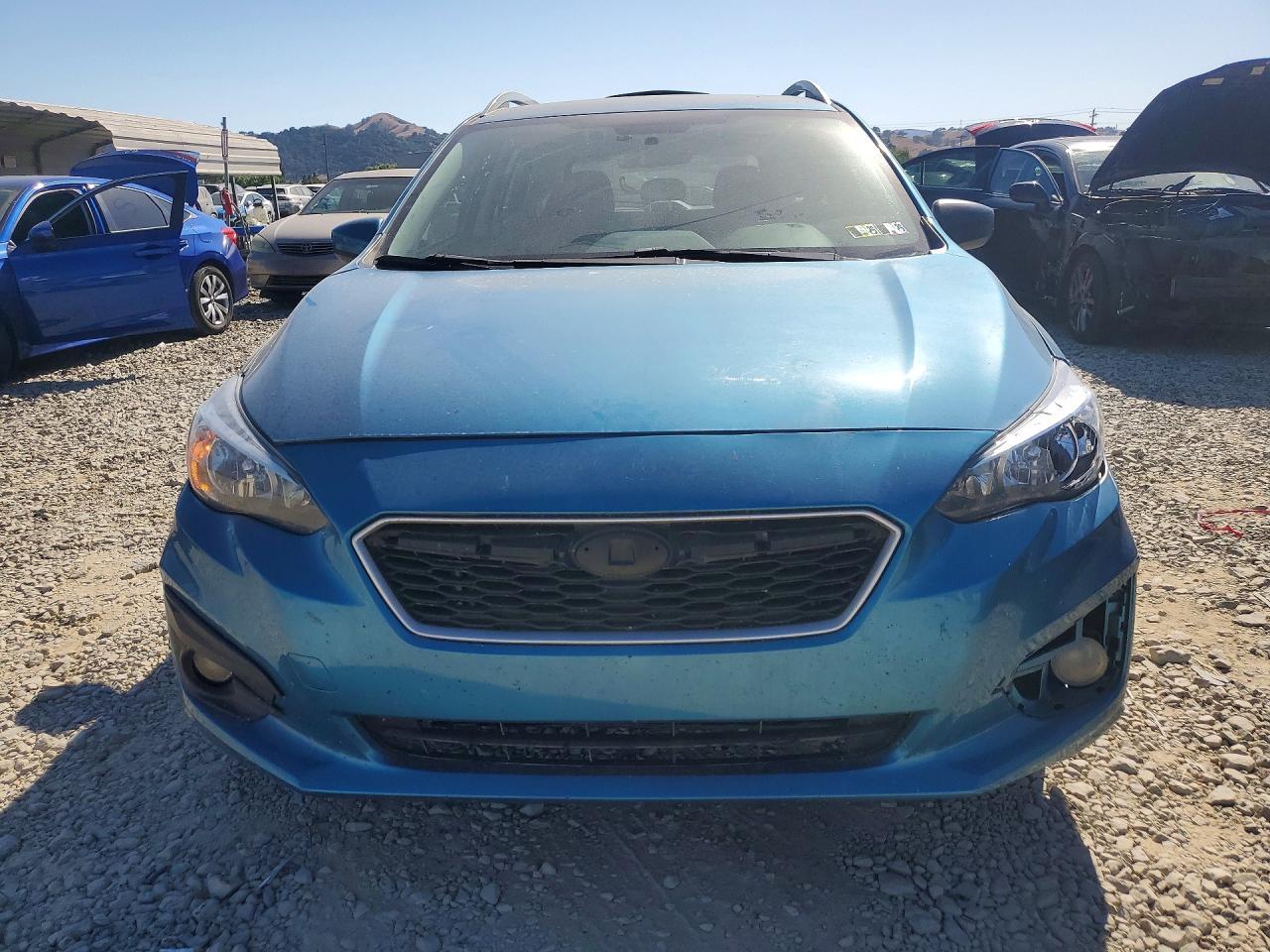 2017 Subaru Impreza Premium Plus - Фото 5