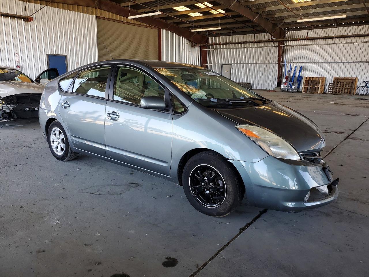 2005 Toyota Prius Base - Фото 4