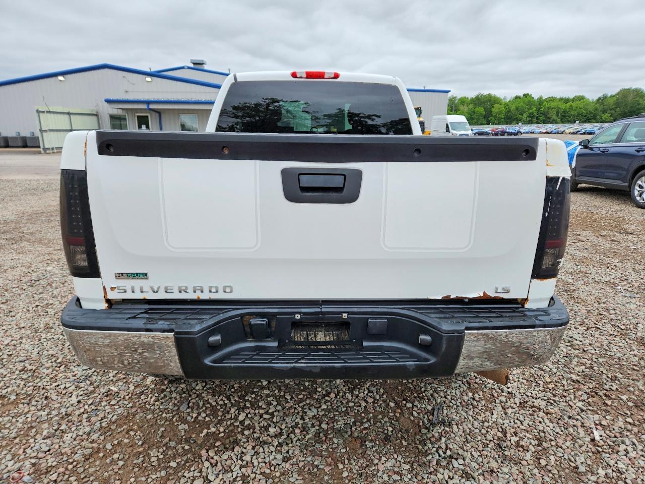 2011 Chevrolet Silverado K1500 Ls - Image 6