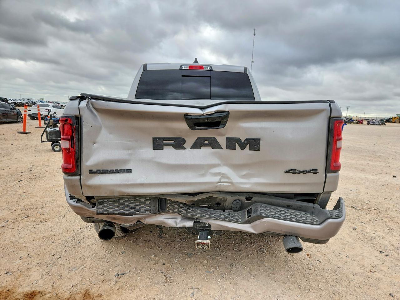 2026 Ram 1500 Laramie - Фото 6