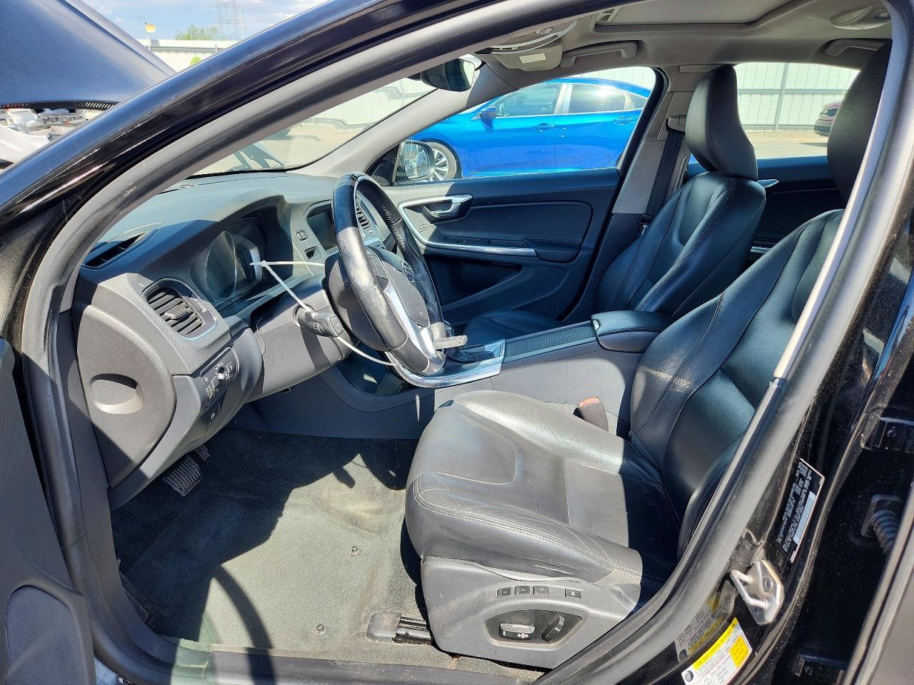 2015 Volvo S60 Premier - Image 7