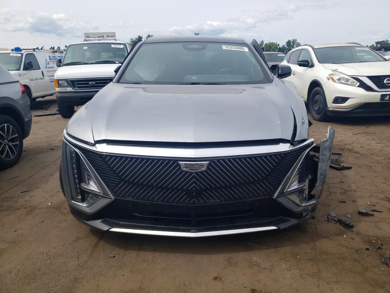 2024 Cadillac Lyriq Luxury - Image 5