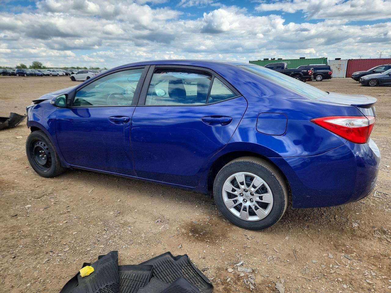 2016 Toyota Corolla S - Фото 2