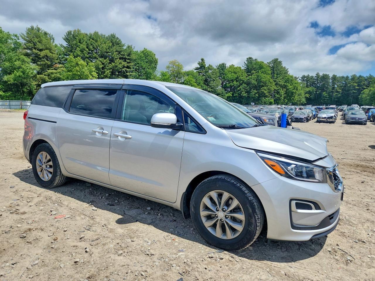 2021 Kia Sedona Lx - Image 4
