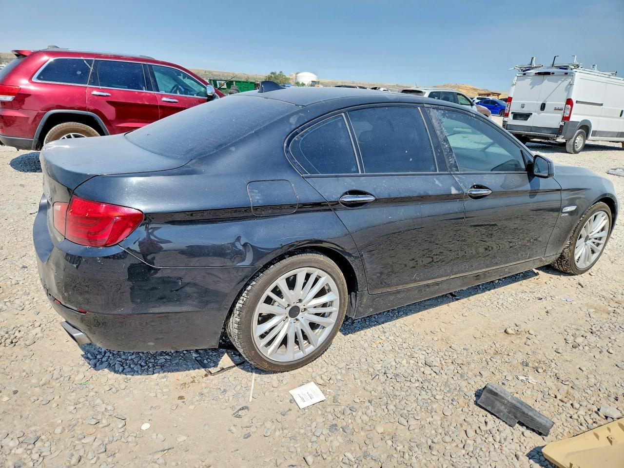 2011 BMW 550 Xi - Image 3