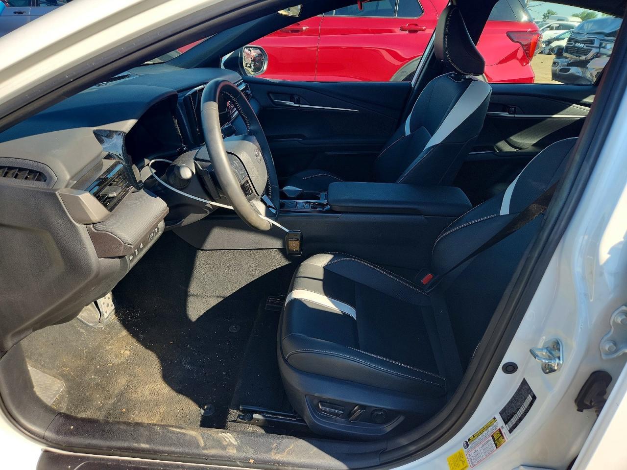 2025 Toyota Camry Se - Фото 7