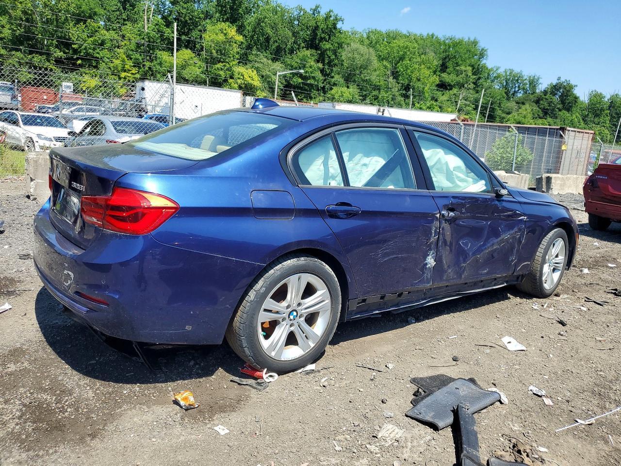 2016 BMW 328 Xi Sulev - Image 3